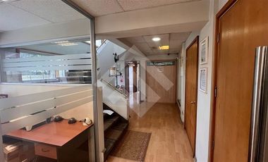 Local Comercial en Arriendo en Av. Manuel Montt