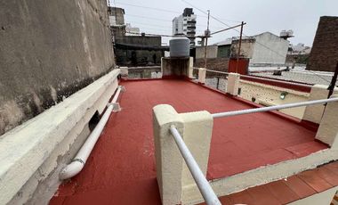 Casa PH en venta en Wilde