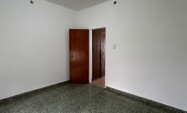 Casa PH en venta en Quilmes Oeste