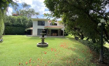 Casa en Venta de Lujo Las Cañadas Club de Golf  Zapopan Jal.