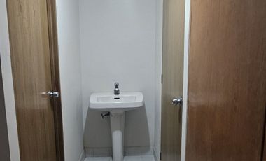 Oficina de 120m2 por Av de Las fuente en Lomas de Tecamachalco