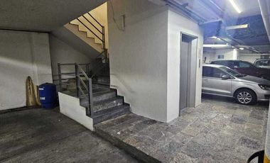 Oficina de 120m2 por Av de Las fuente en Lomas de Tecamachalco