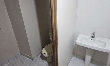 Oficina de 120m2 por Av de Las fuente en Lomas de Tecamachalco