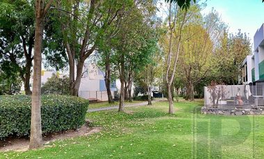 Residencia de lujo en venta en Arauca junto al Tec de Monterrey GDL