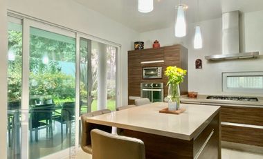 Residencia de lujo en venta en Arauca junto al Tec de Monterrey GDL