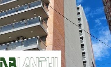 DEPARTAMENTO 2 AMBIENTES CON BALCON EN 12*