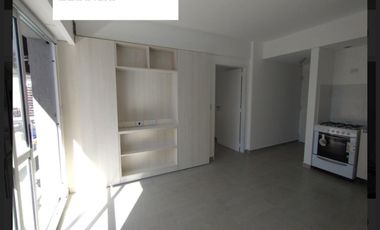 DEPARTAMENTO 2 AMBIENTES CON BALCON EN 12*