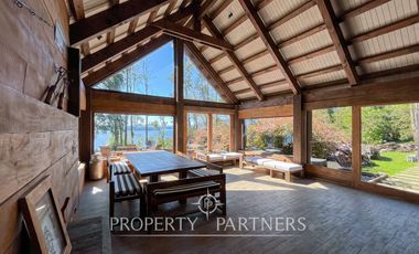 Espectacular casa con 2 ha y mas de 110 mts de orilla de Lago