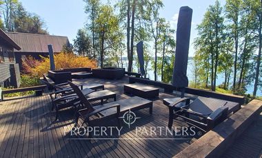 Espectacular casa con 2 ha y mas de 110 mts de orilla de Lago