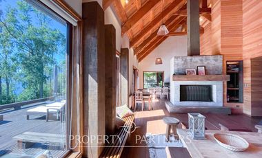 Espectacular casa con 2 ha y mas de 110 mts de orilla de Lago