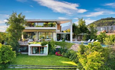 Espectacular casa mediterránea en Valle Escondido