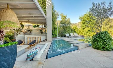 Espectacular casa mediterránea en Valle Escondido