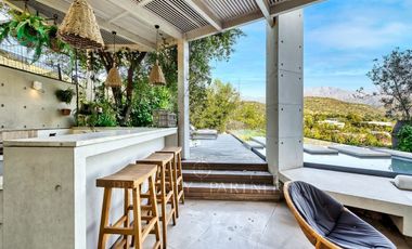 Espectacular casa mediterránea en Valle Escondido