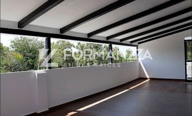 Penthouse Nuevo en Venta en Lomas de Circunvalación en Colima, Colima