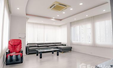 4 Bedroom House for sale in San Phak Wan, Chiang Mai