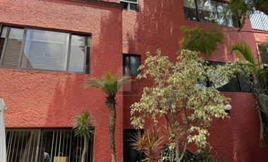 Casa en renta o venta en Lomas de Tecamachalco