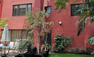 Casa en renta o venta en Lomas de Tecamachalco
