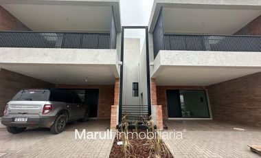 Duplex de categoria en La Luisita 3 dormitorios balcon a estrenar