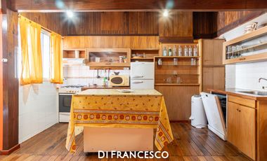 Casa con dependencia en venta en Pinamar - Barrio San José