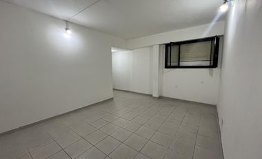 Amplio Departamento de 2 Ambientes