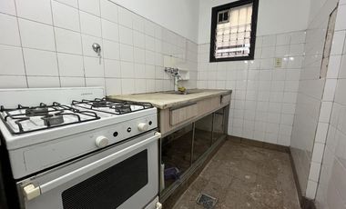 Amplio Departamento de 2 Ambientes