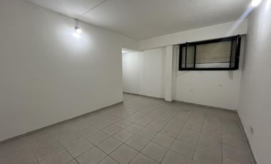 Amplio Departamento de 2 Ambientes