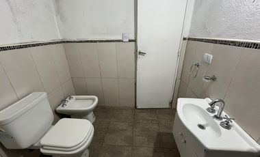 Amplio Departamento de 2 Ambientes