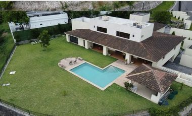 CASA EN VENTA EN JARDINES COLONIALES