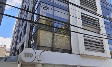 Local comercial en venta en planta baja en colonia Escandón, CDMX.
