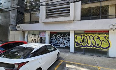 Local comercial en venta en planta baja en colonia Escandón, CDMX.