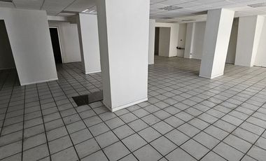 Local comercial en venta en planta baja en colonia Escandón, CDMX.