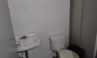 Local comercial en venta en planta baja en colonia Escandón, CDMX.