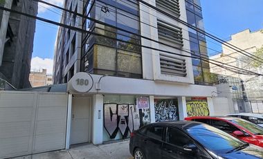 Local comercial en venta en planta baja en colonia Escandón, CDMX.
