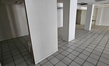 Local comercial en venta en planta baja en colonia Escandón, CDMX.