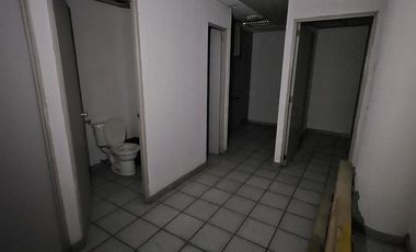Local comercial en venta en planta baja en colonia Escandón, CDMX.
