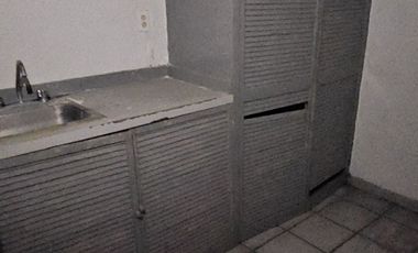 Local comercial en venta en planta baja en colonia Escandón, CDMX.