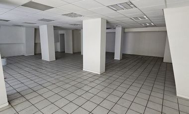 Local comercial en venta en planta baja en colonia Escandón, CDMX.