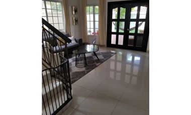 VENDO CASA COSTA SUR