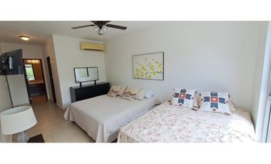 Apartamento Amoblado, 2 Recamaras + CBE, PH Soleo.