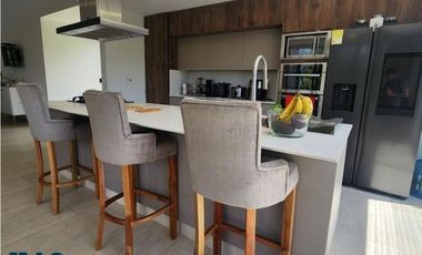 Espectacular casa ubicada en Caldas