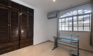 SE VENDE CASA REMODELADA EN VILLA RICA, RIO ABAJO 334M2 JP