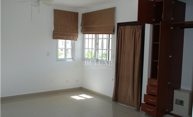 PH VILLA VALENCIA CASA REMODELADA EN VENTA, COSTA SUR (6)