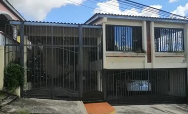VENTA DE CASA EN CERRO VIENTO 3R