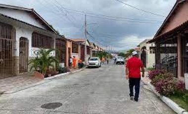 VENTA DE CASA EN CERRO VIENTO 3R