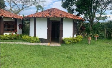 VENDO FINCA MUY CERCA A LA VIA CONDINA PEREIRA