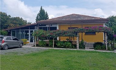 VENDO FINCA MUY CERCA A LA VIA CONDINA PEREIRA