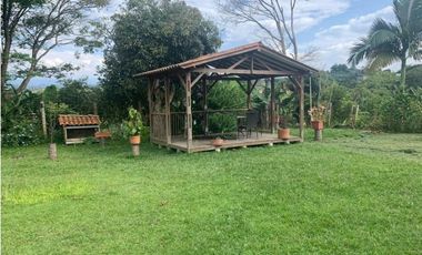 VENDO FINCA MUY CERCA A LA VIA CONDINA PEREIRA