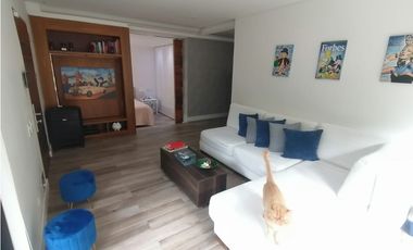 CASA EN VENTA CON APTO EN SANTA ANA