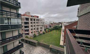 DEPARTAMENTO CON VISTA AL MAR EN VENTA - PINAMAR - 4TO D 