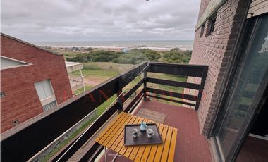DEPARTAMENTO CON VISTA AL MAR EN VENTA - PINAMAR - 4TO D 